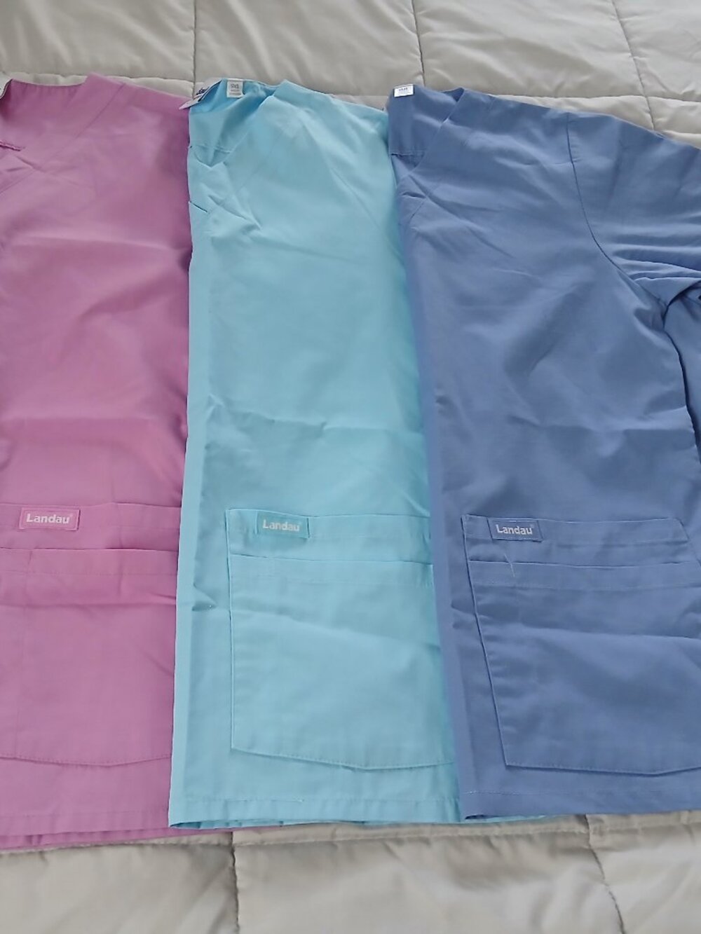 Landau Set of Scrub Tops